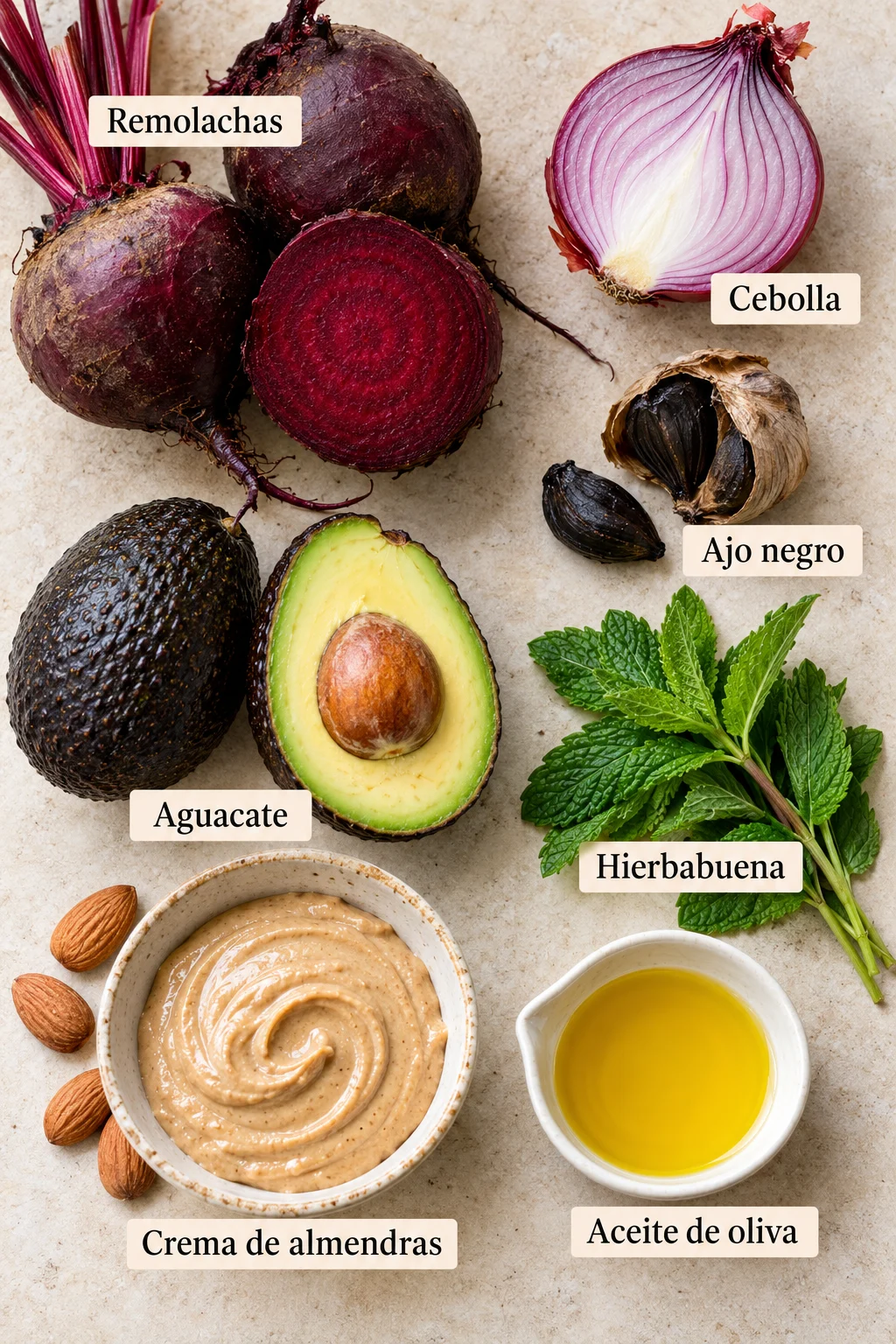 Ingredientes etiquetados para crema de remolacha